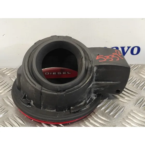 Tapa Exterior Combustible para Ford Fusion (Cbk)