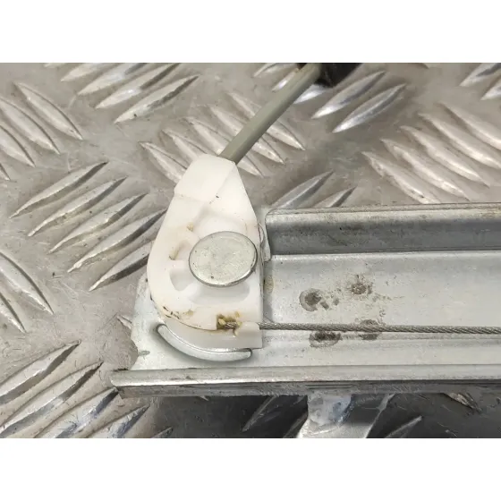 Elevalunas Delantero Izquierdo para Hyundai I20 Active