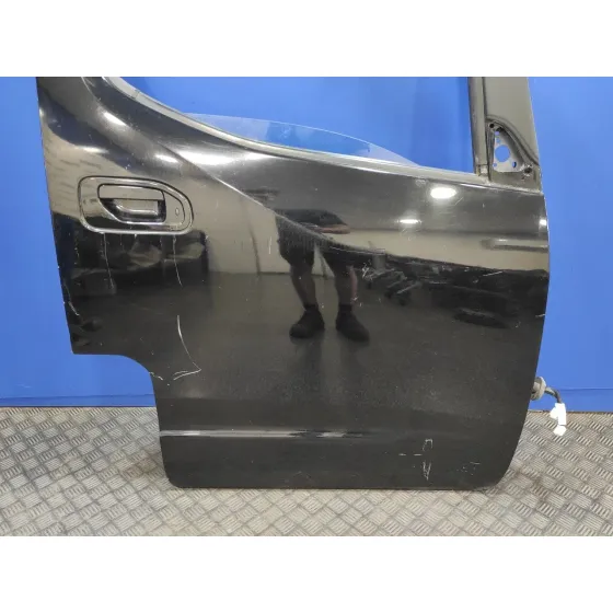 Puerta Delantera Derecha para Nissan Nv 200 (M20)