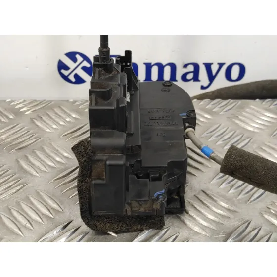 Cerradura Puerta Delantera Derecha para Nissan Nv 200 (M20)