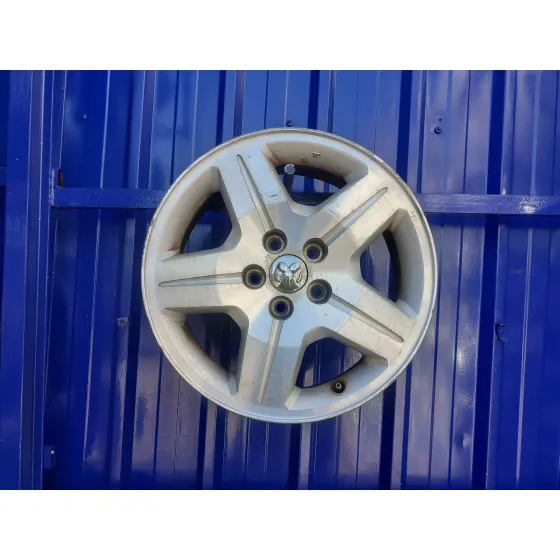 Llanta para Dodge Caliber