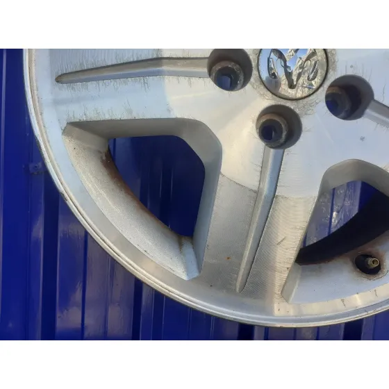 Llanta para Dodge Caliber