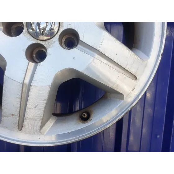 Llanta para Dodge Caliber