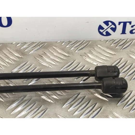 Amortiguadores Maletero / Porton para Hyundai I20 Active