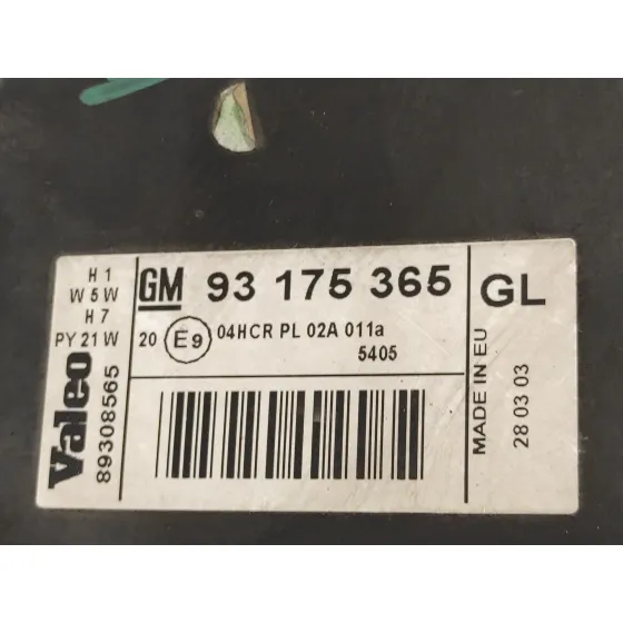 Faro Derecho para Opel Meriva