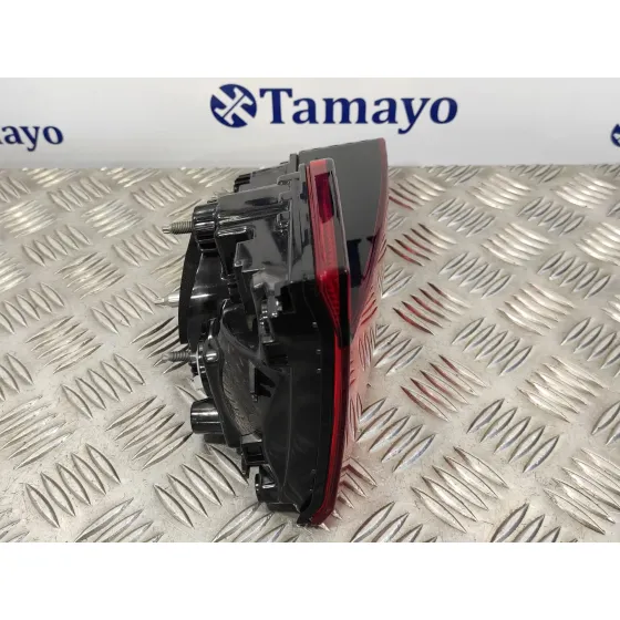 Piloto Trasero Derecho Interior para Audi A4 Berlina (8W2)
