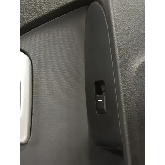 Guarnecido Puerta Trasera Izquierda para Kia Sportage