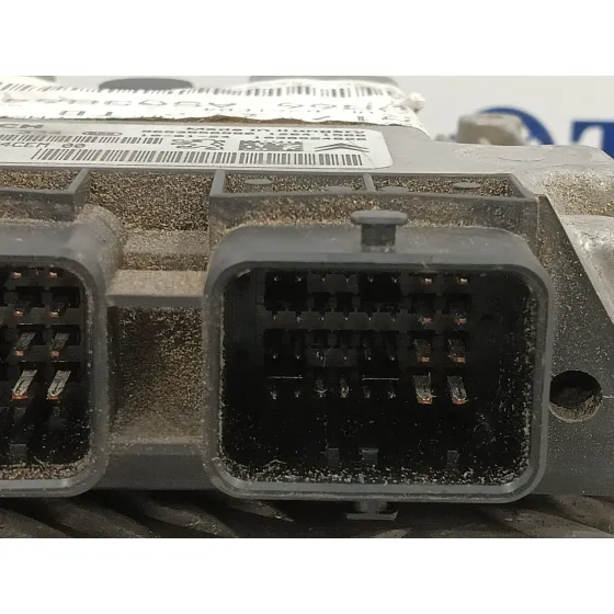 Centralita Motor Uce para Peugeot 3008