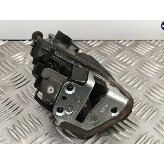 Cerradura Puerta Trasera Derecha para Toyota Rav 4 (A3)