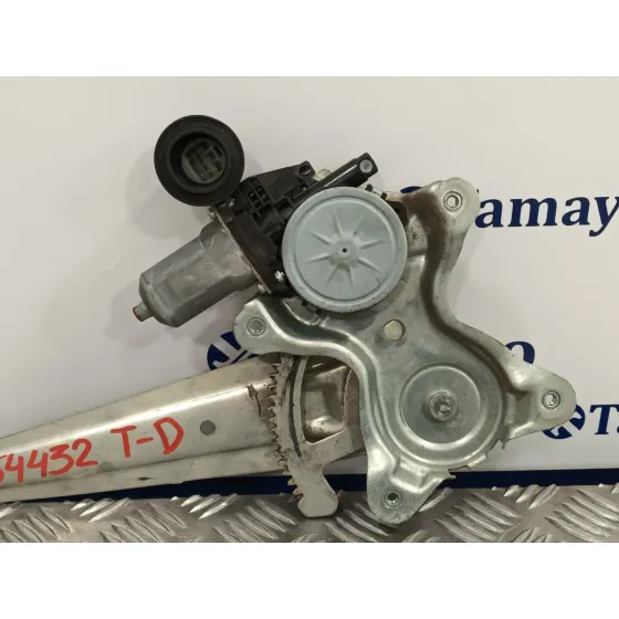 Elevalunas Trasero Derecho para Toyota Rav 4 (A3)