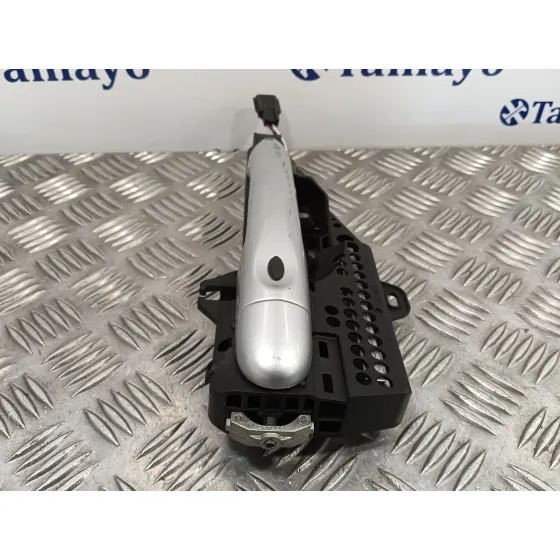 Maneta Exterior Delantera Derecha para Renault Clio Iv