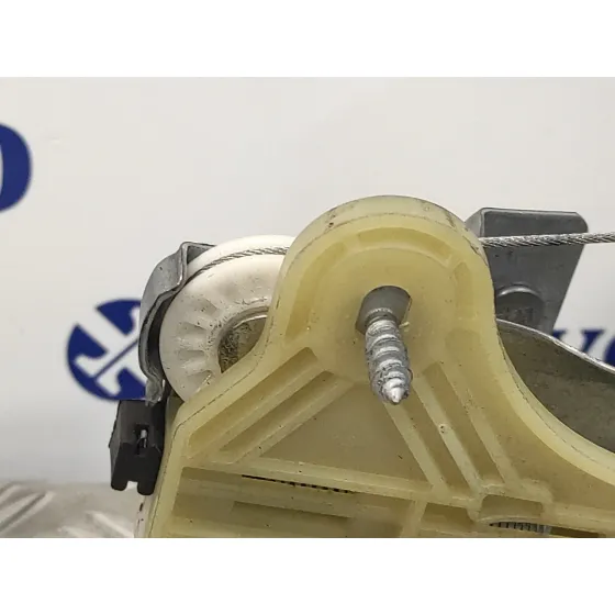 Elevalunas Trasero Derecho para Renault Clio Iv