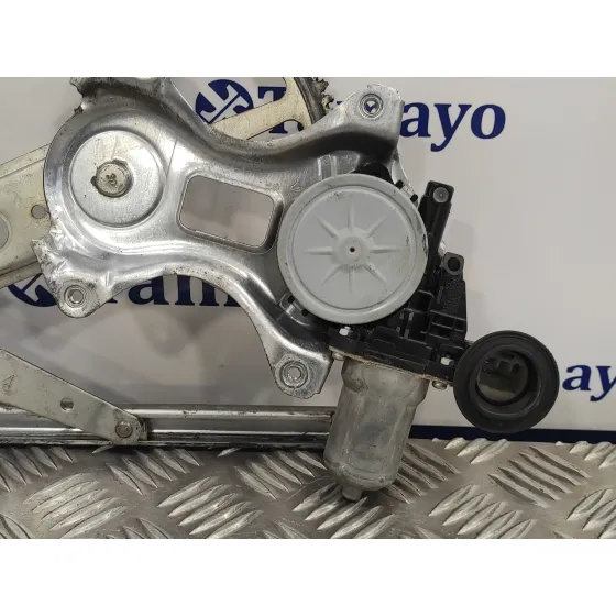 Elevalunas Delantero Derecho para Toyota Rav 4 (A3)