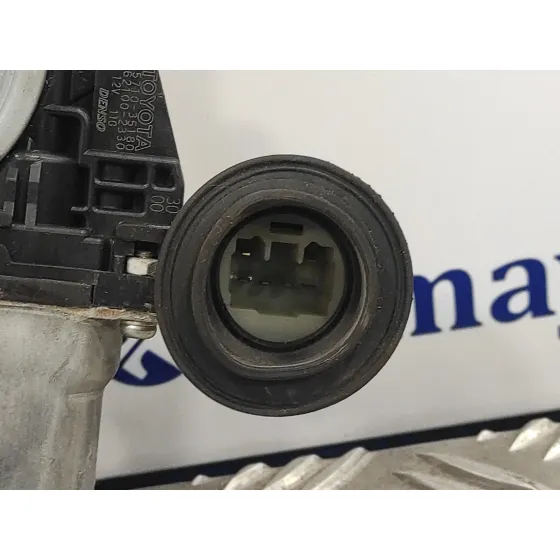Elevalunas Delantero Derecho para Toyota Rav 4 (A3)