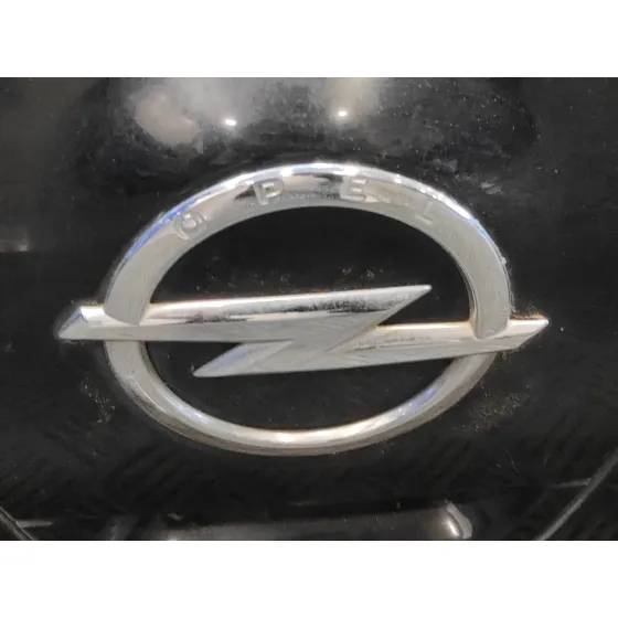 Porton Trasero para Opel Astra J Lim.