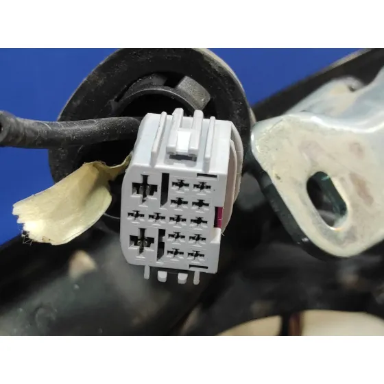 Porton Trasero para Opel Astra J Lim.