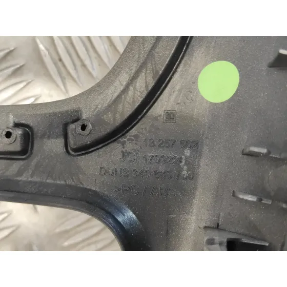 Moldura para Opel Astra J Lim.