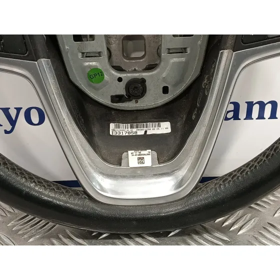 Volante para Opel Astra J Lim.