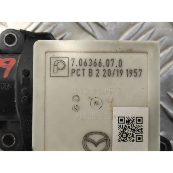 Caja Mariposa para Mazda 3 Berlina (Bp)