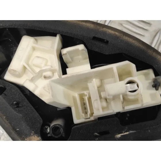 Piloto Trasero Derecho Interior para Opel Astra J Lim.