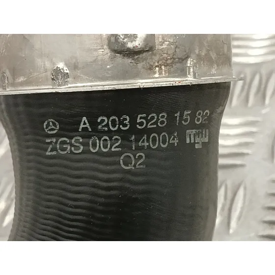 Tubo para Mercedes-Benz Clase C (W203) Berlina