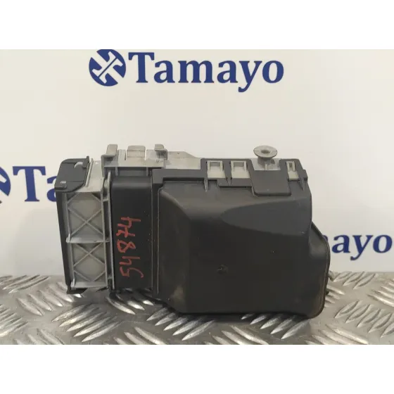 Caja Reles / Fusibles para Opel Astra J Lim.