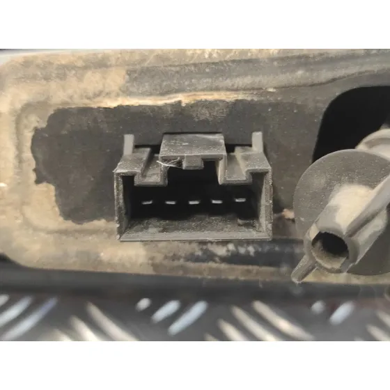 Piloto Trasero Derecho para Ford Fiesta (Cbk)