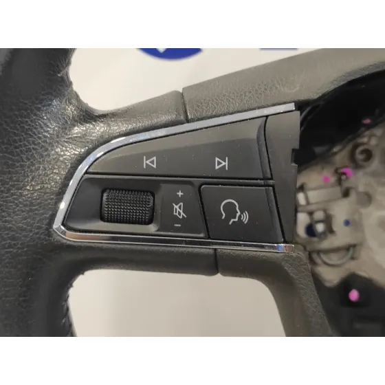 Volante para Seat Ibiza (Kj1)