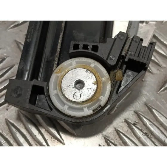 Elevalunas Delantero Izquierdo para Seat Ibiza (Kj1)