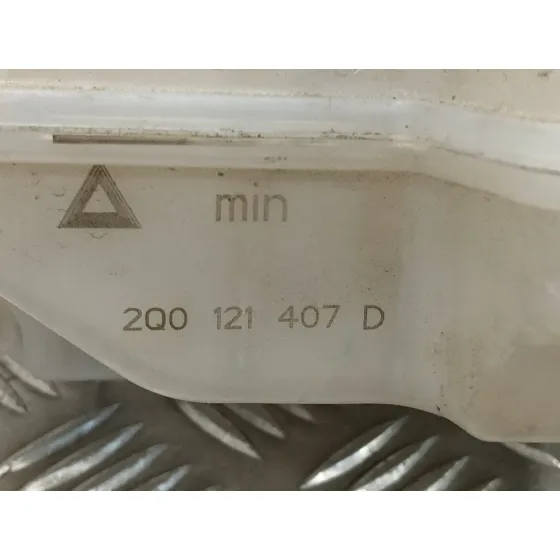 Deposito Expansion para Seat Ibiza (Kj1)