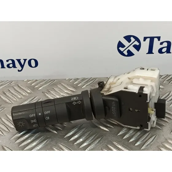 Mando Intermitentes para Nissan Navara Pick-Up (D40M)