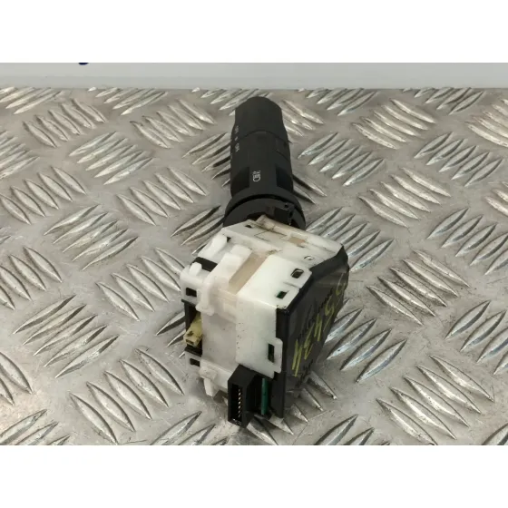 Mando Intermitentes para Nissan Navara Pick-Up (D40M)