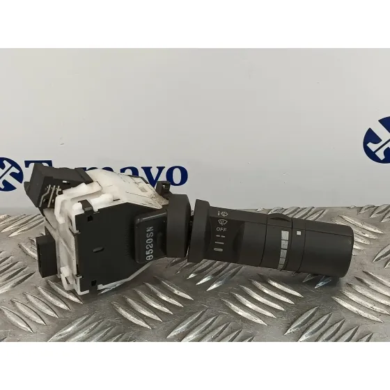 Mando Limpia para Nissan Navara Pick-Up (D40M)
