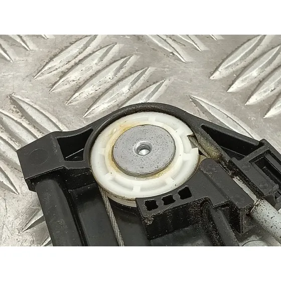 Elevalunas Delantero Derecho para Seat Ibiza (Kj1)