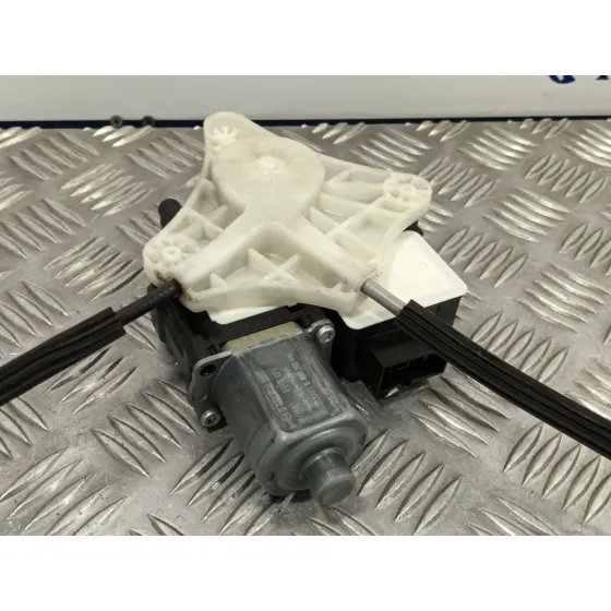 Elevalunas Trasero Derecho para Seat Ibiza (Kj1)