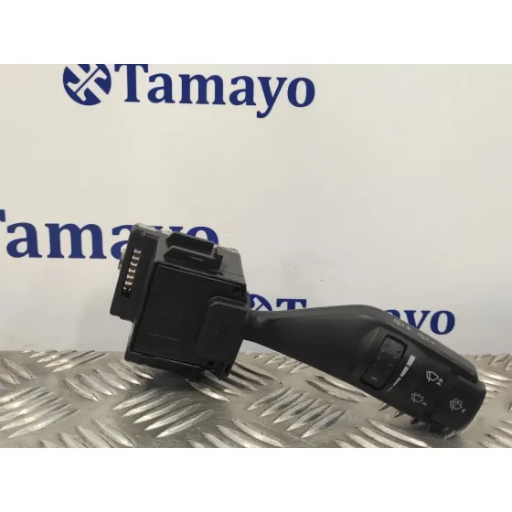 Mando Limpia para Ford Focus Berlina (Cap)