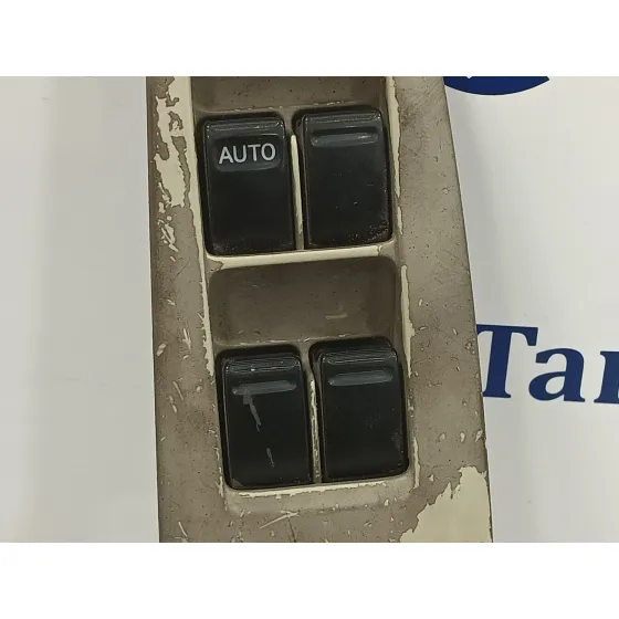 Mando Elevalunas Delantero Izquierdo para Nissan Primera Berlina (P12)