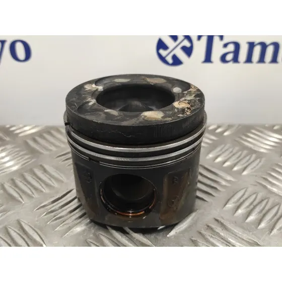 Piston para Mercedes-Benz Clase E (W212) Lim.