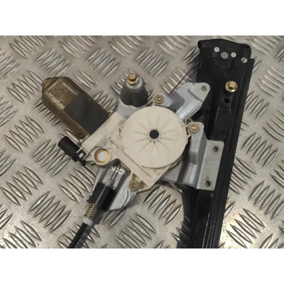Elevalunas Delantero Derecho para Ford Focus Berlina (Cak)