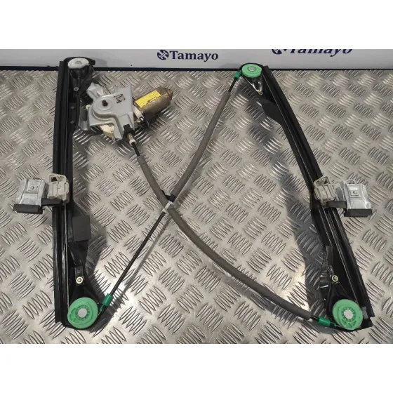 Elevalunas Delantero Derecho para Ford Focus Berlina (Cak)