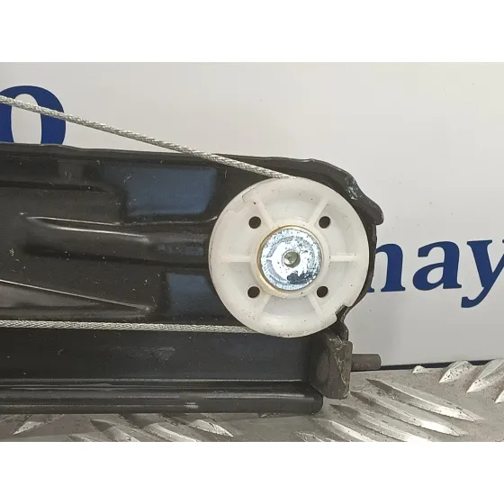 Elevalunas Delantero Derecho para Opel Combo D