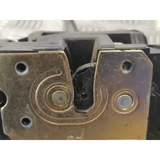 Cerradura Puerta Delantera Izquierda para Ssangyong Rodius