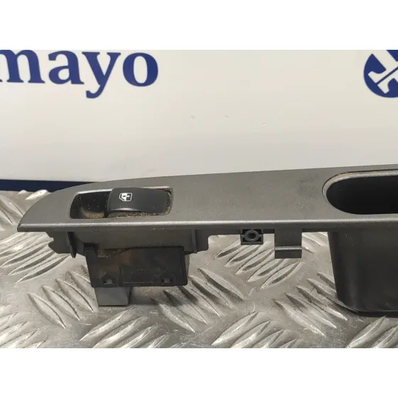 Mando Elevalunas Trasero Izquierdo para Ssangyong Rodius