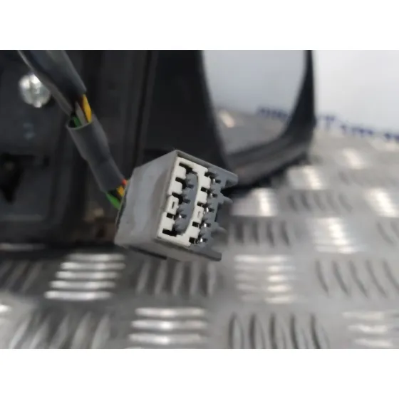 Retrovisor Derecho para Ford Focus Berlina (Cap)