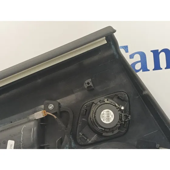 Guarnecido Puerta Trasera Derecha para Audi A4 Avant (8K5) (2008)