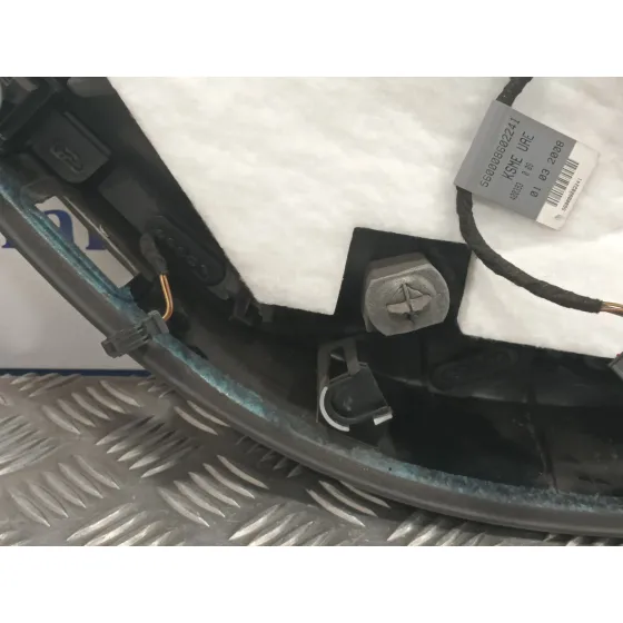 Guarnecido Puerta Trasera Derecha para Audi A4 Avant (8K5) (2008)