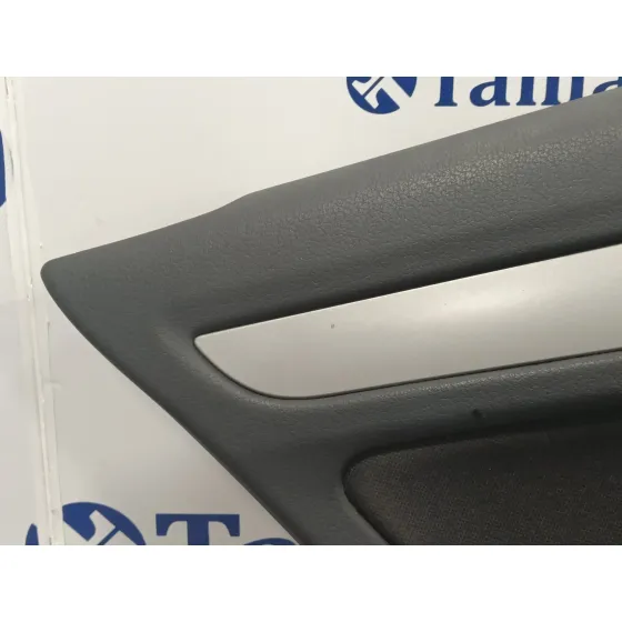 Guarnecido Puerta Trasera Izquierda para Audi A4 Avant (8K5) (2008)