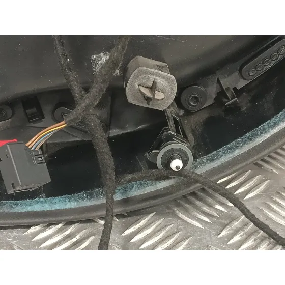 Guarnecido Puerta Trasera Izquierda para Audi A4 Avant (8K5) (2008)