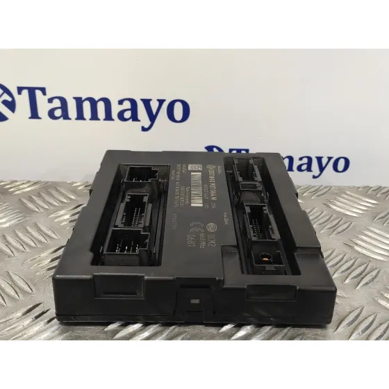 Caja Reles / Fusibles para Audi A4 Avant (8K5) (2008)