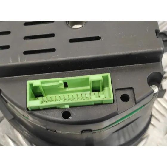 Cuadro Instrumentos para Volkswagen Polo (9N3)